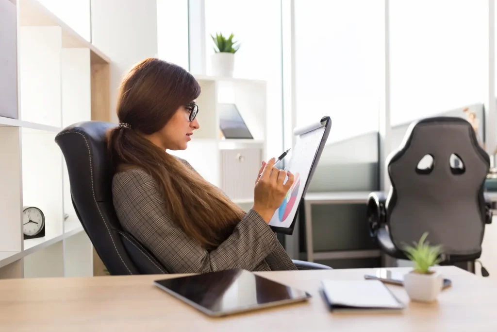 silla-ergonomica-oficina-caracteristicas